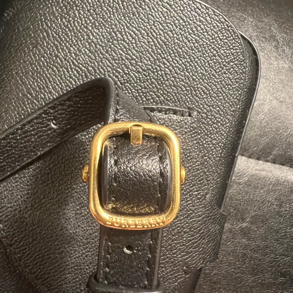 Burberry Hampshire Shoulder Bag Leather Small - Picture 12 of 16